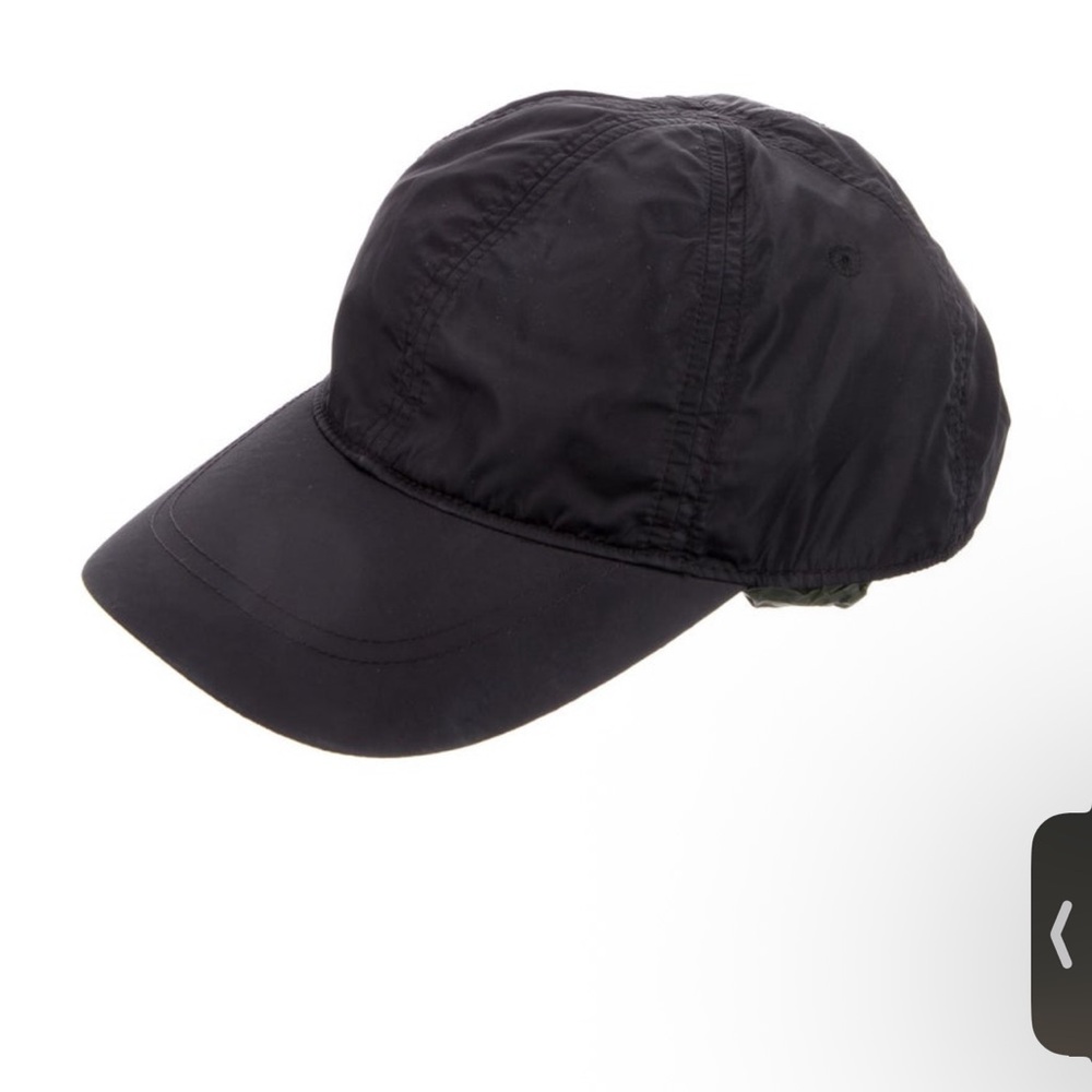 Prada chic and classic Cap